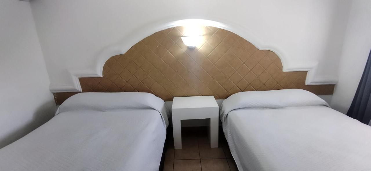 Hotel Casa Blanca Heroica Caborca 외부 사진